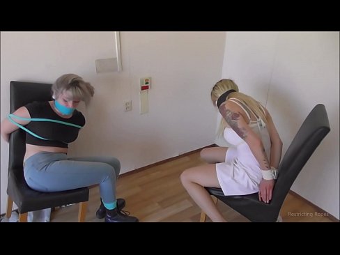 ❤️ Giyohvand / bog'langan va gagged / qayg'u ichida qiz ❤️ Anal pornoda bizda ﹏